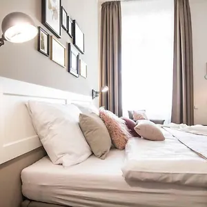 Apartment Place And Comfort, Brno