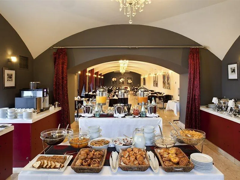 Grand Palace Brno 5*,